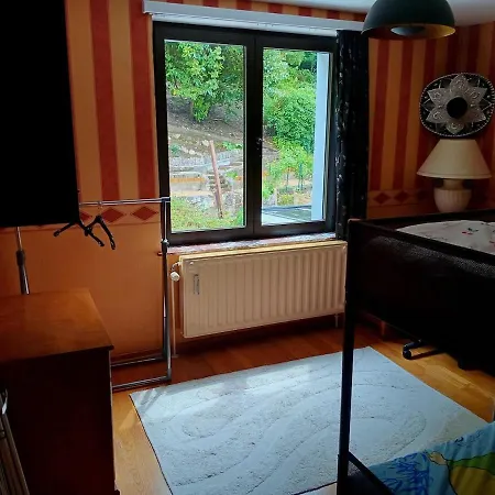 Dinant! Quiet Family Near Center Apartamento *