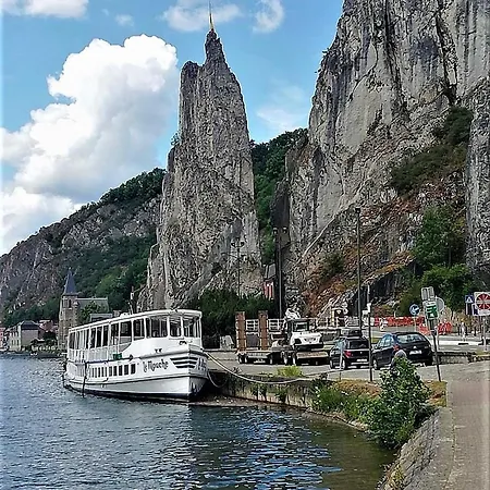 Dinant! Quiet Family Near Center Dinant